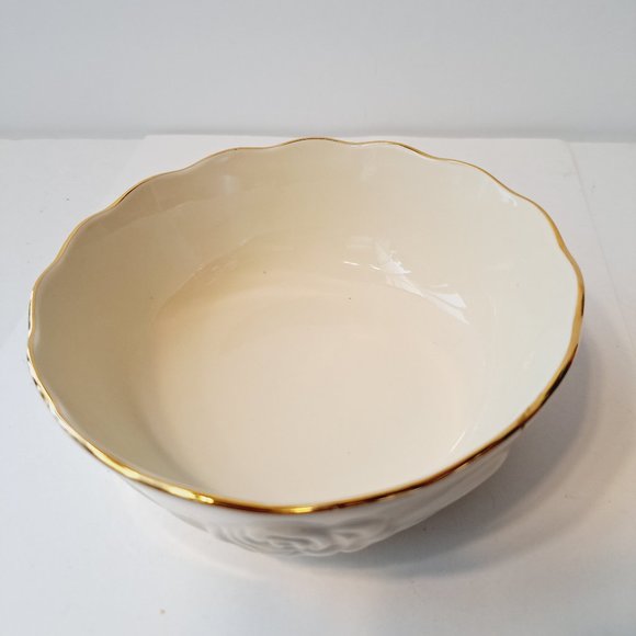 Lenox Collections 5.5” Rose Blossom China Bowl decorated with 24 karat gold. - Picture 3 of 8